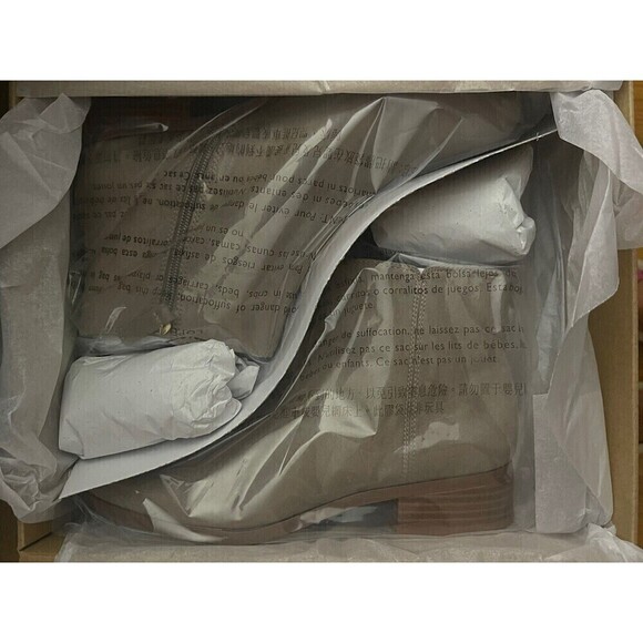 J.CREW Sueded Flat Ankle Boots Size 9.5 Grey NIB Fall Modern Preppy Casual - Picture 3 of 10